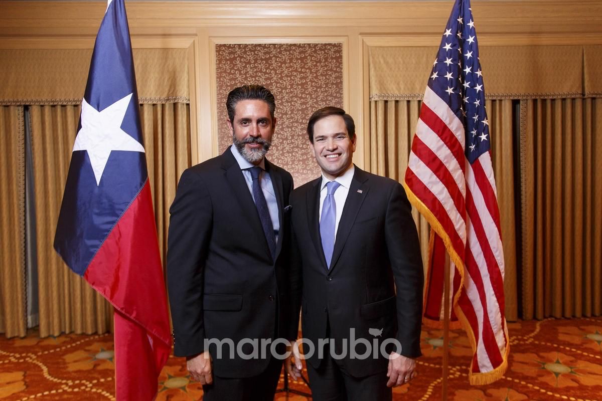 Emilio Guzm&aacute;n, CEO of OpenEB5, with U.S. Senator Marco Rubio